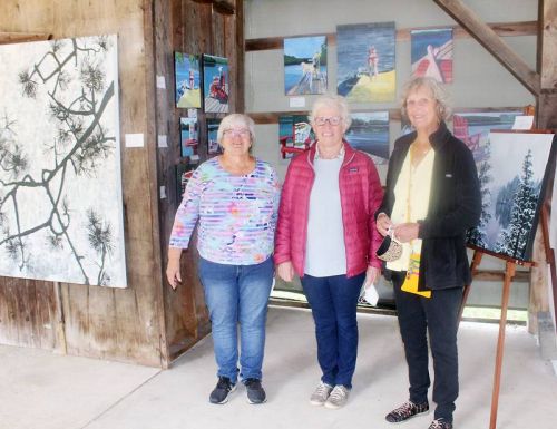 s: From left: Betty Hunter, Liz Jackson, Linda Rush at EJH Creations on the Backroads Studio Tour. Photo/Craig Bakay