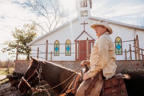 Lynn Cronk saddles up for the trail ride on October 6