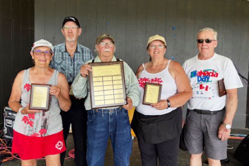 inaugural winners of Wanda Harrison Award  (L to R) Joan Hollywood, BArry Gray, (Bob Teal, supporting winner Christine) Christine Teal, Gord Brownob Teal (apearing with winner Christine Teal 