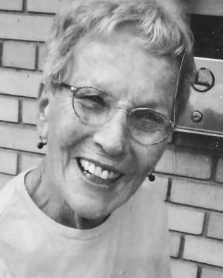 Shaw, Carolyn Eva Elizabeth (née Moreland)
