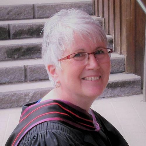 Miinister Cheryl McMurray