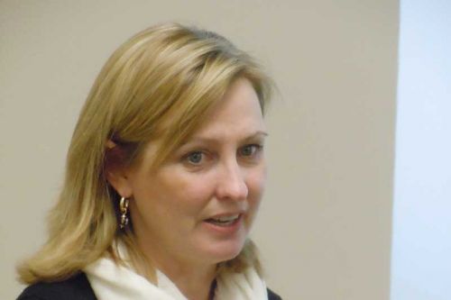 Rebecca Darling of KEDCO at the Frontenac CFDC's Business Planning workshop.