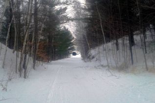 K&P trail approaching the passage under Hwy. 7 - photo Martina Field