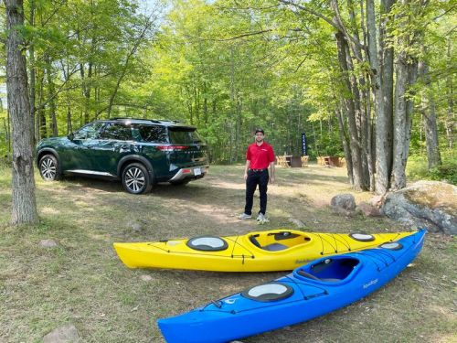 Automotive journalists took a lunch break in Central Frontenac. Photo: Adriana Barbary