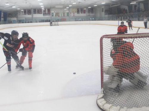 Frontenac Flyers goalie Tyson Young makes the save in first period action Friday night at the Frontenac Community Arena. Photo/Craig Bakay