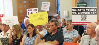 Residents attend South Frontenac council meeting regarding Hartington subdivision