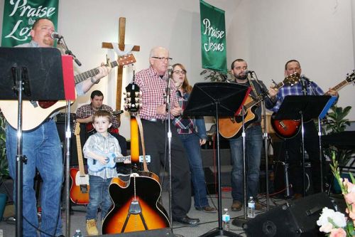 Clear View, aka the Matson Family, brought their brand of gospel to the Country Church at the Verona Pentecostal Assembly last Friday night. Photo/Craig Bakay