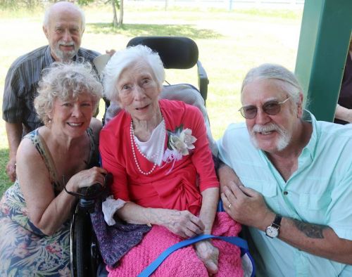 Helen Doreen Williamson & family